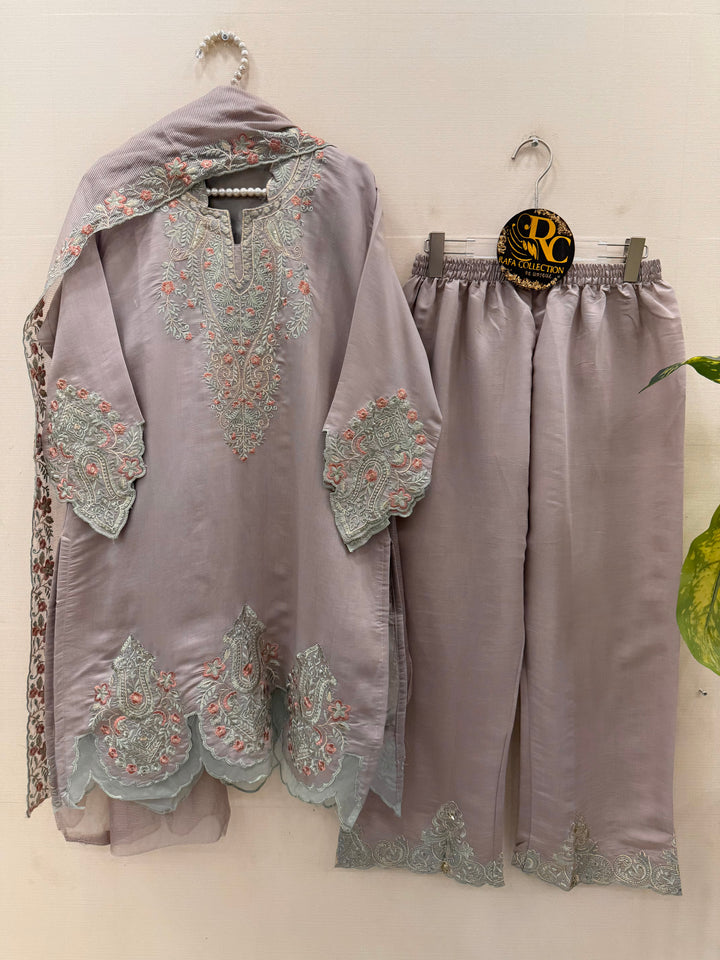 Pakistani Formals suits