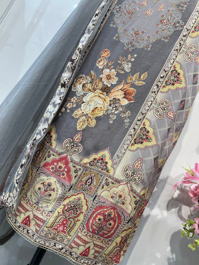 Muslin unstitched Suits 1880