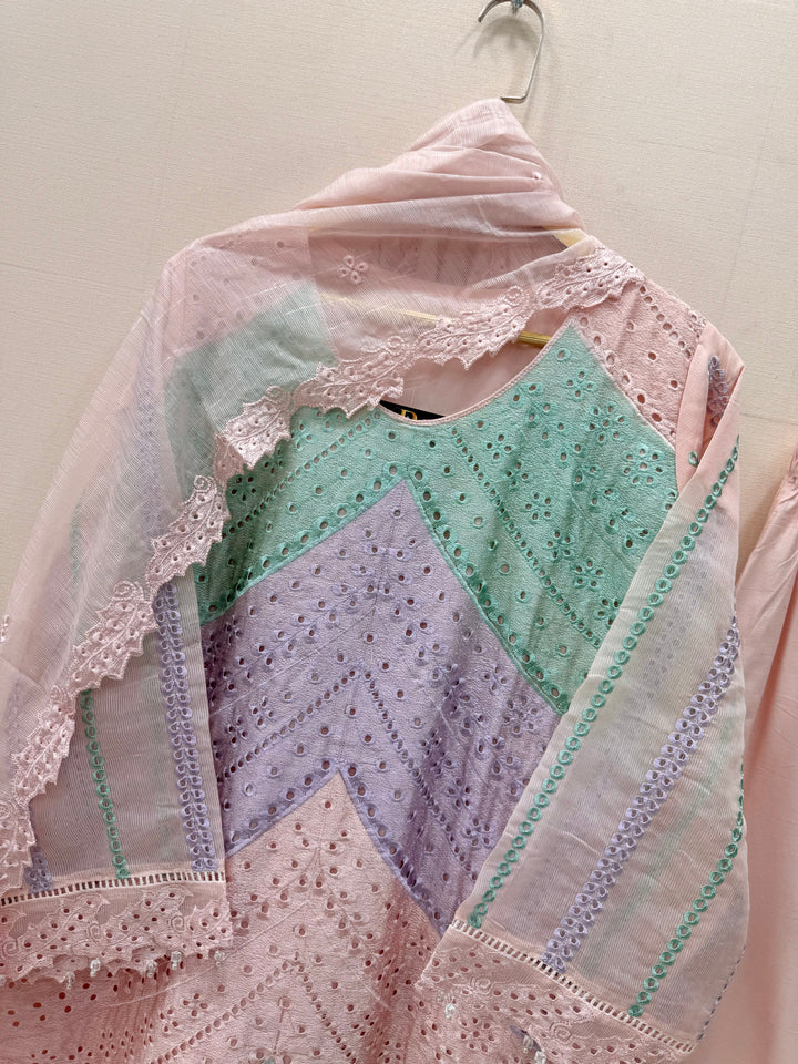 Pakistani Chikankari Suits