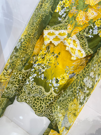 Pakistani suits 2386