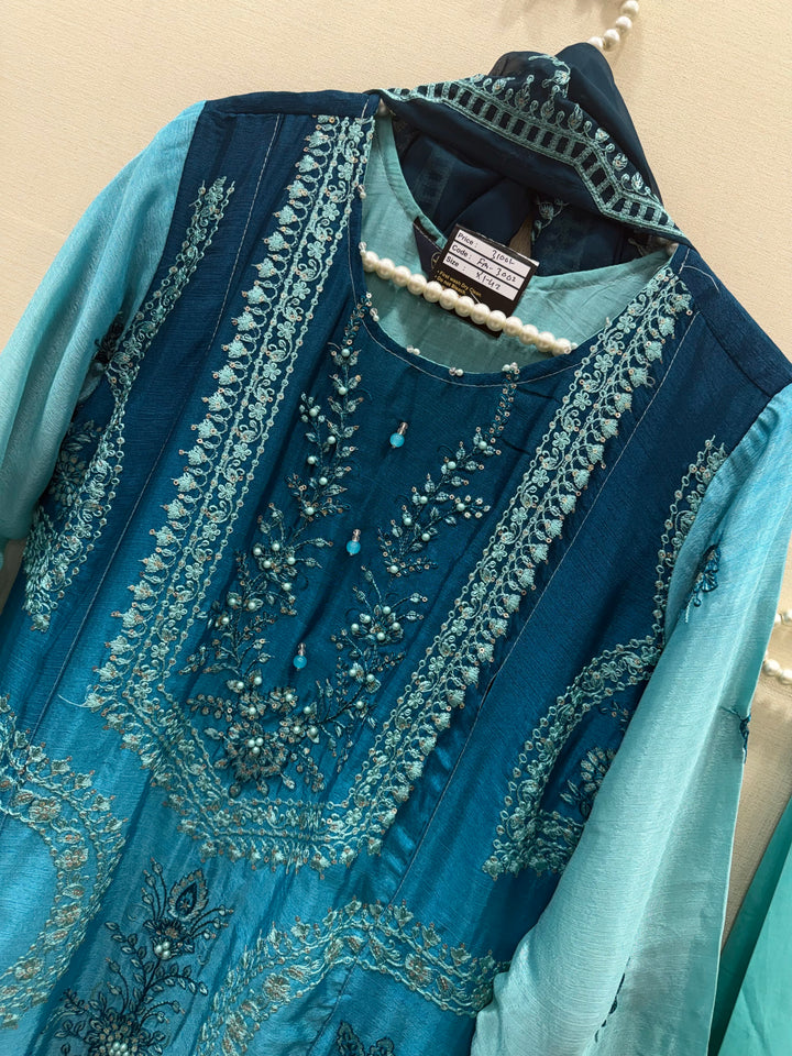 Pakistani Formals suits