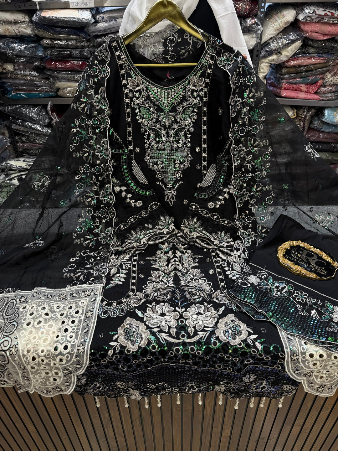 Pakistani formals 12629