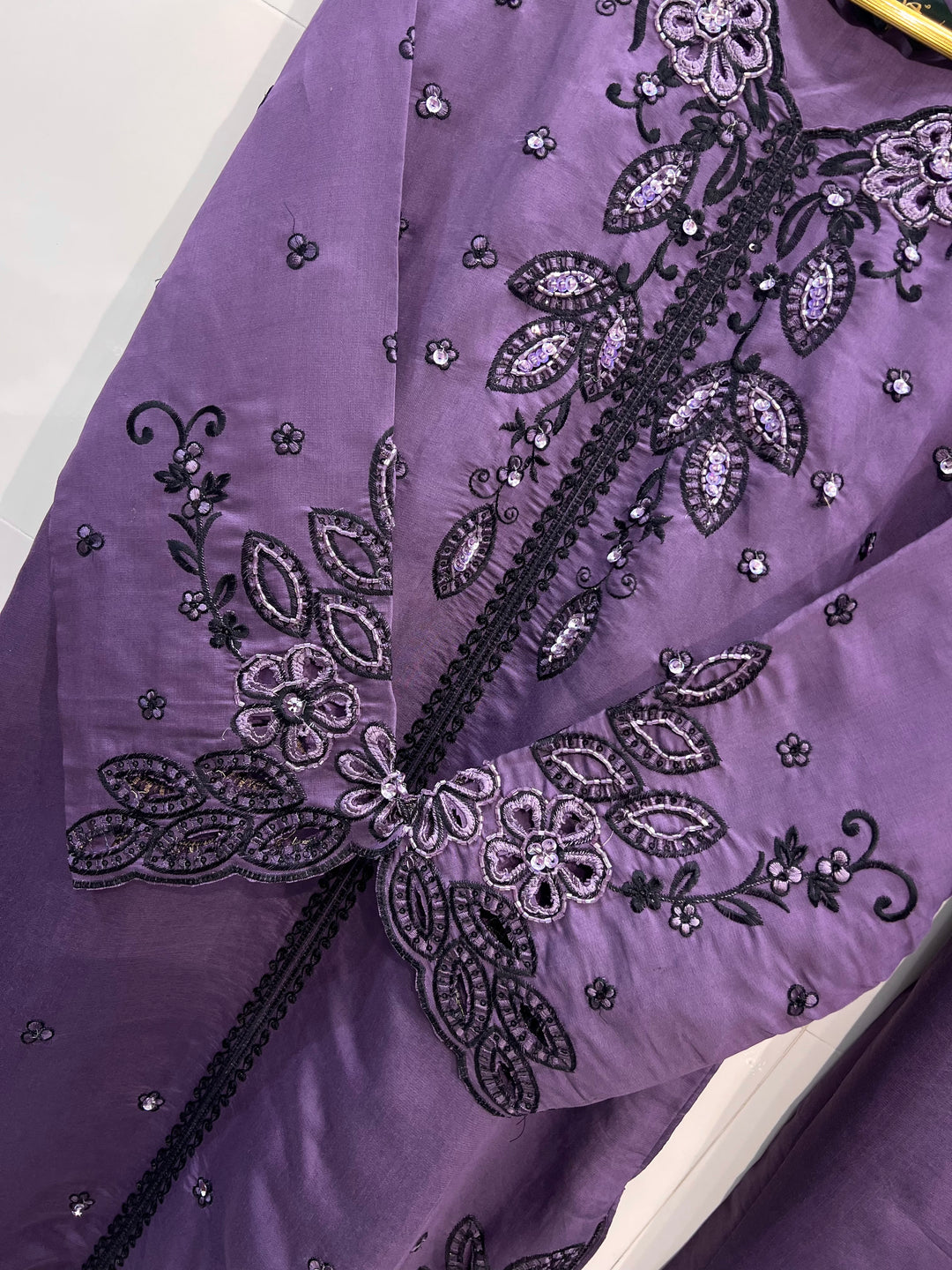 Cut  work suits 24526