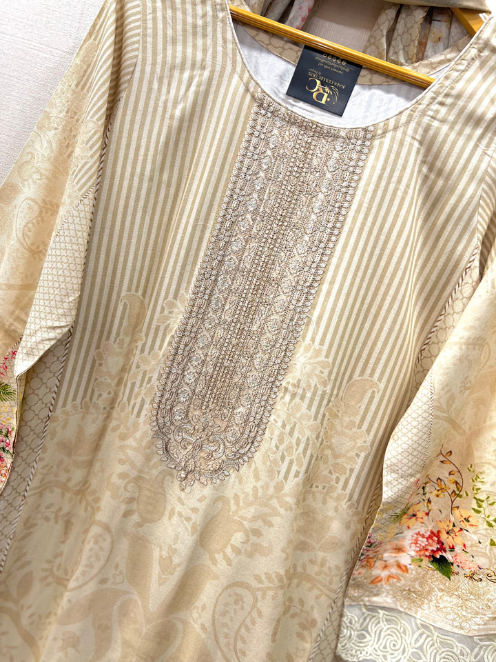 Lawn embroidered suits 2853
