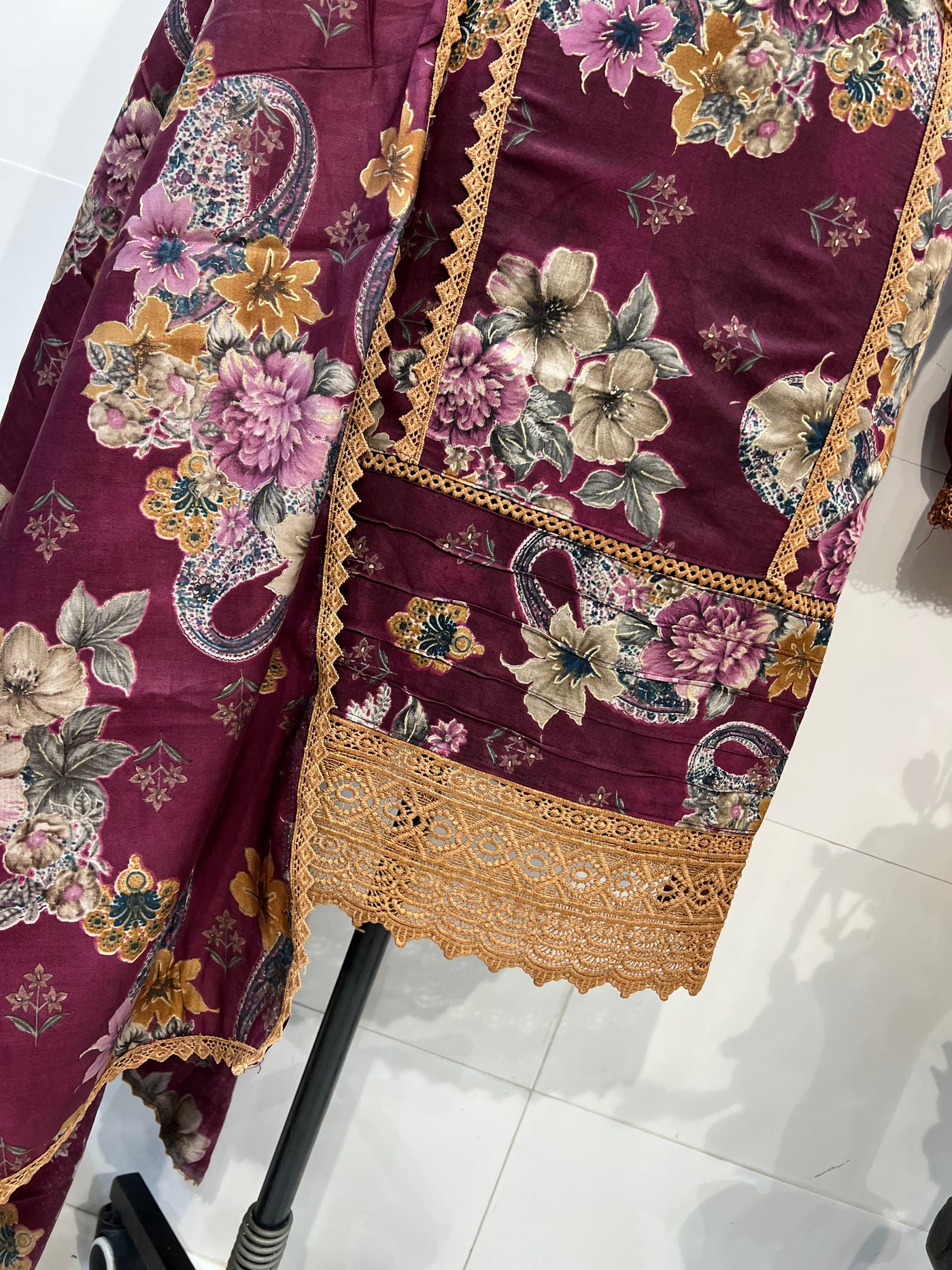 Lace wala suit 2323