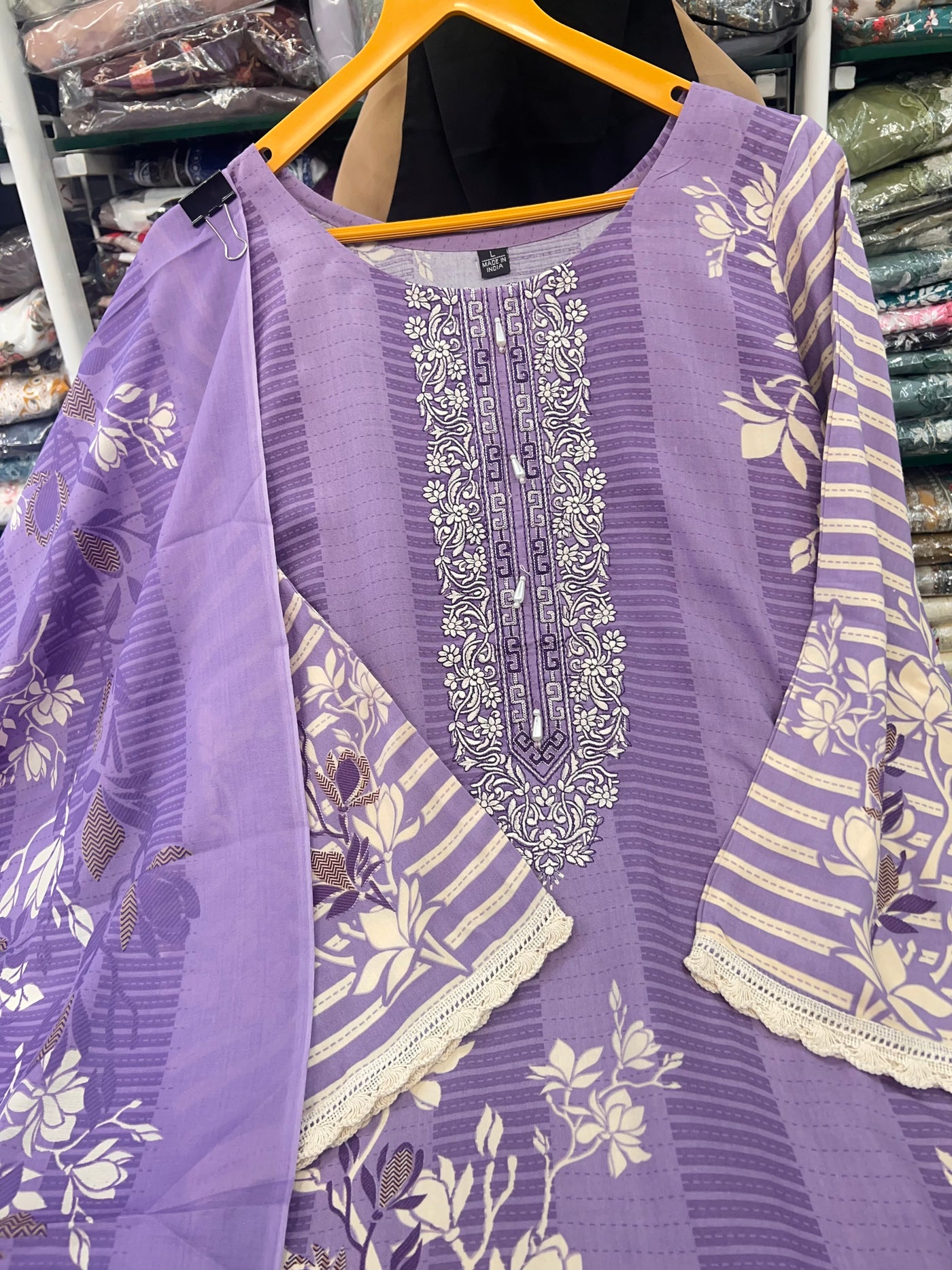 Handwork suits  2252