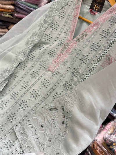 Pakistani Formals Suits 2571