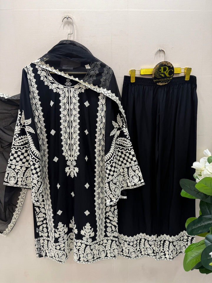 Pakistani Kashmiri EmbroideredSuits