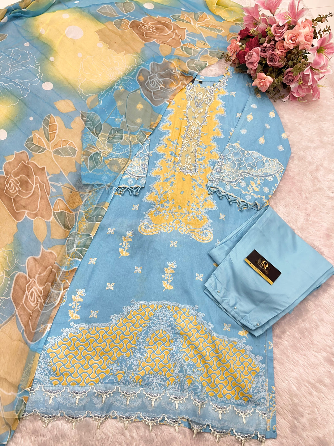 Pakistani formals suit 2751