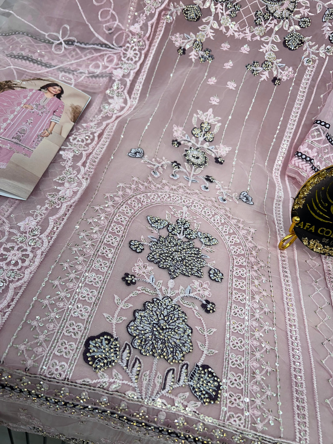 Pakistani unstitched suits 12968