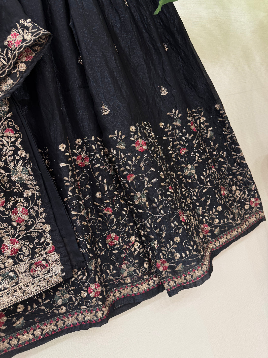 Pakistani chinnon suits 2969