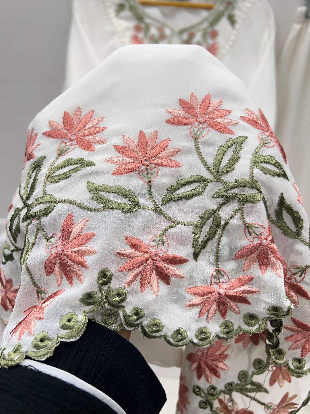 Pakistani Formals 2596