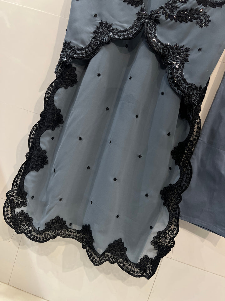 Pakistani suits 2520