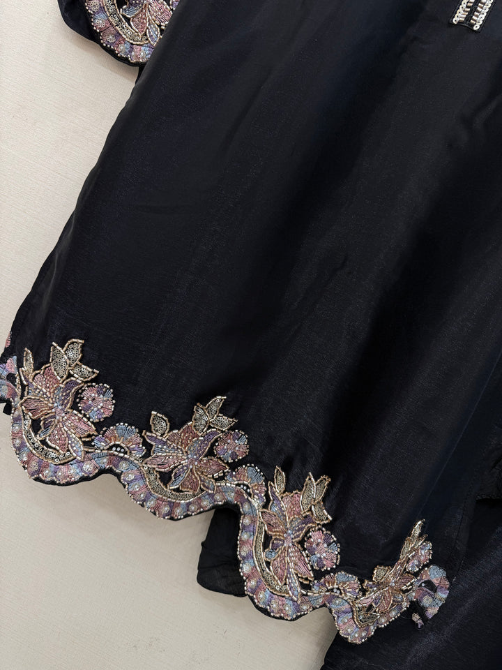 Pakistani Farshi suits