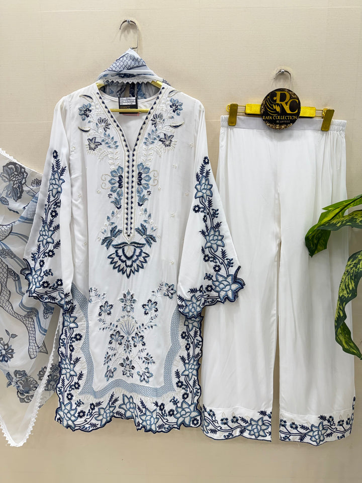 Embroided Pakistani suits