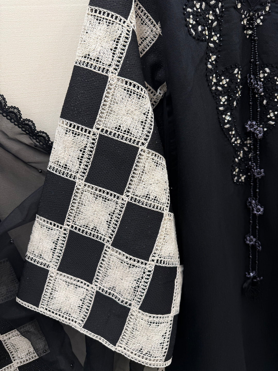 Crochet Ethnic Suit 4001