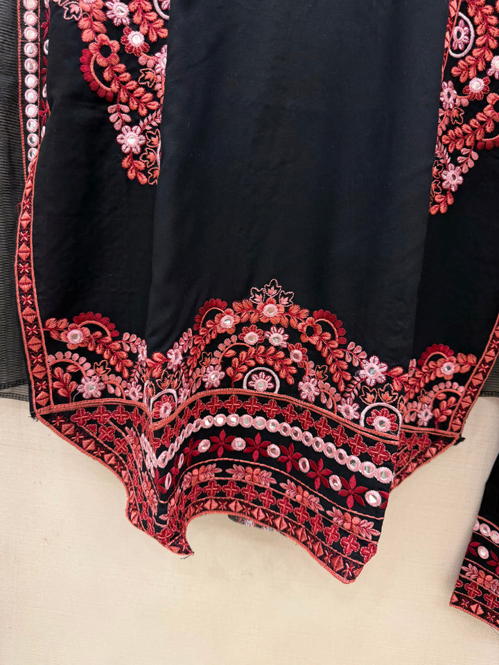 Pakistani Embroidered suits