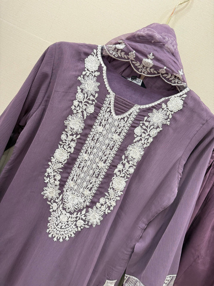Pakistani Formal suits 2944