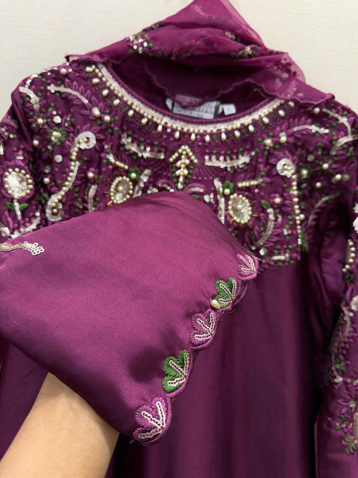 Pakistani Farshi salwar suits