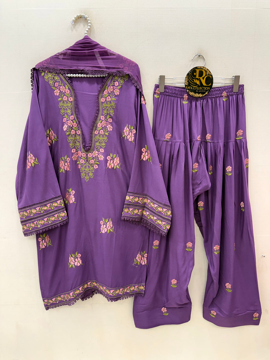 Pakistani Farshi Salwar suits