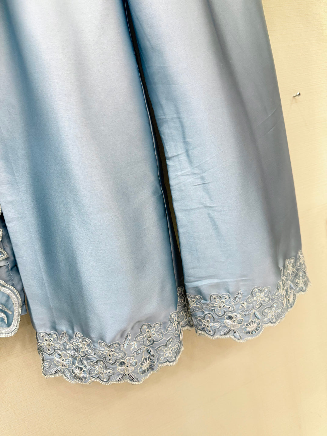 Pakistani Embroidered suits 2997