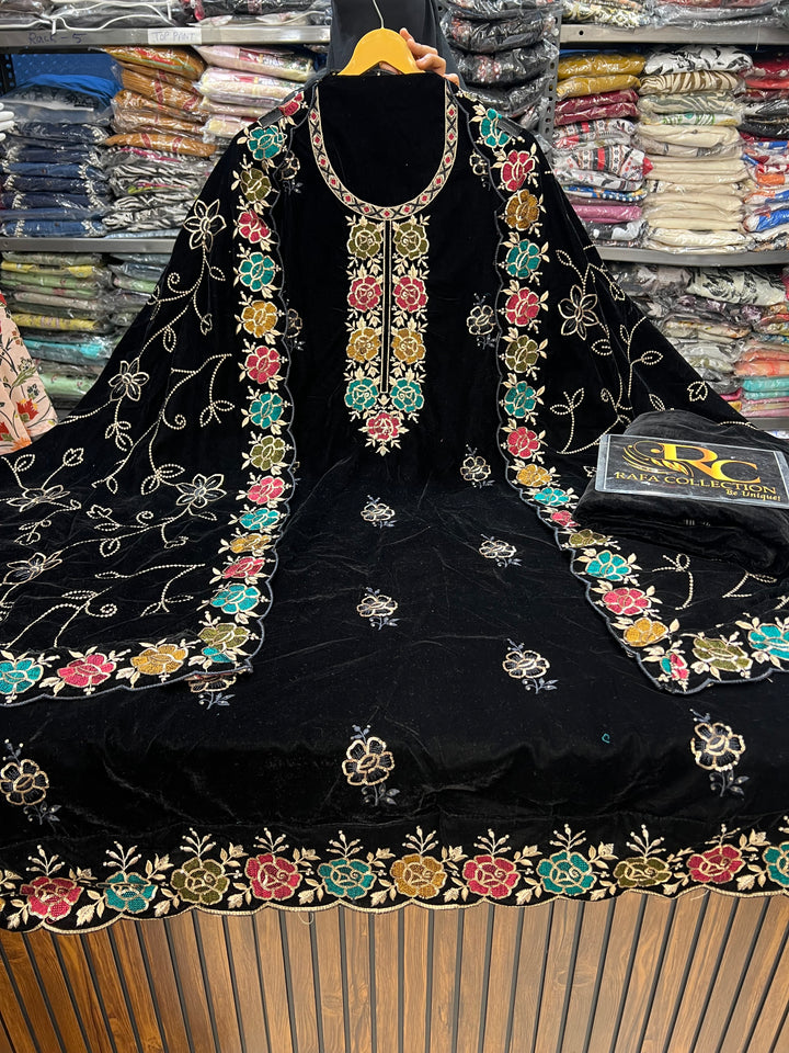 Velvet Embroidered Suit 2581