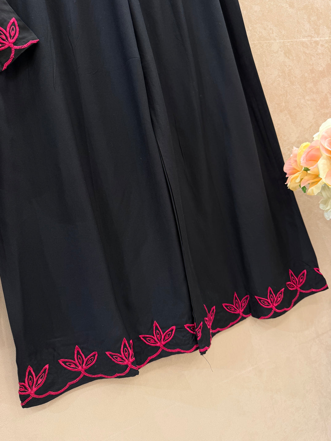 Bow embroidered suits 5002