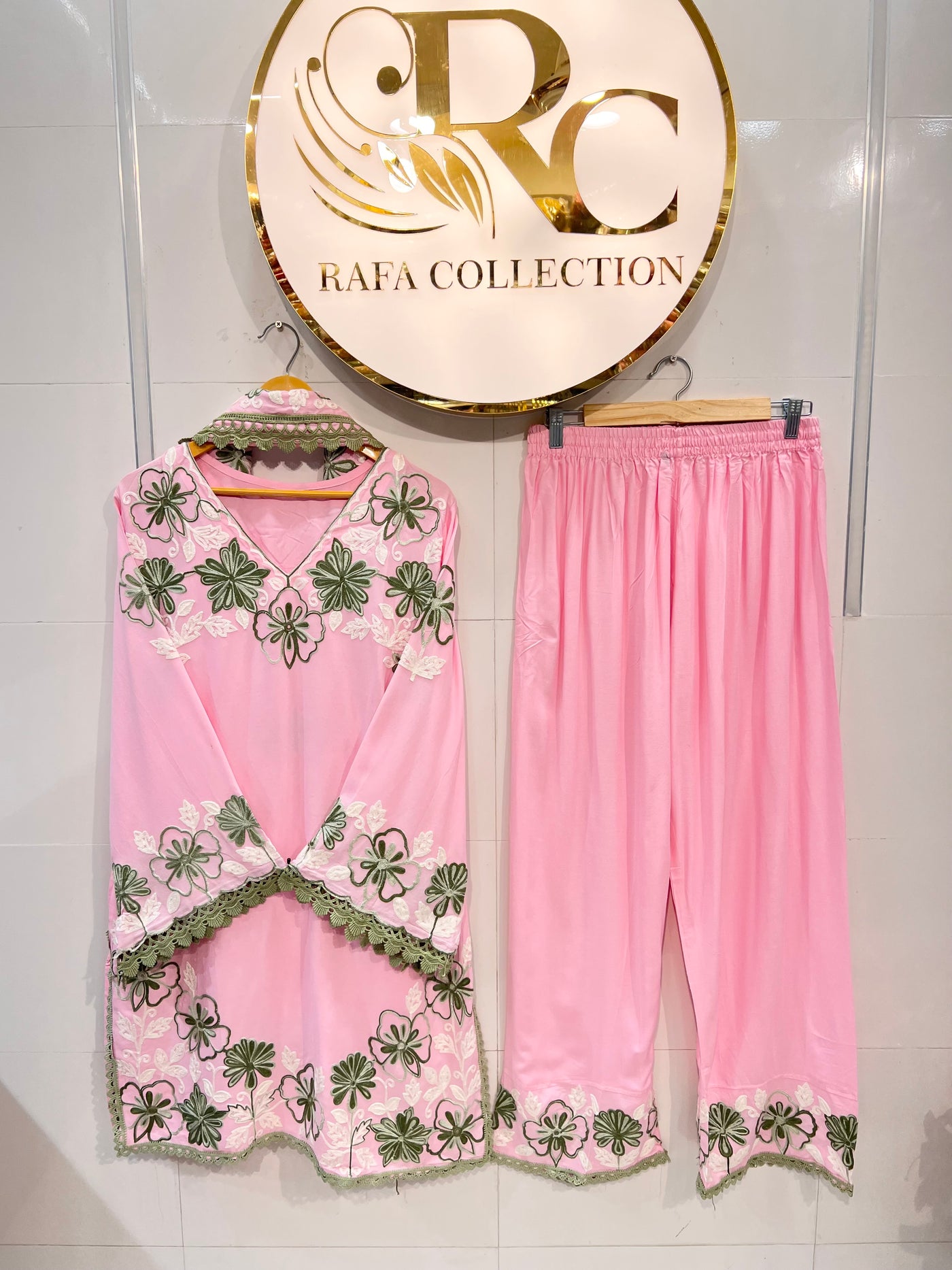 Kashmiri suit 2061