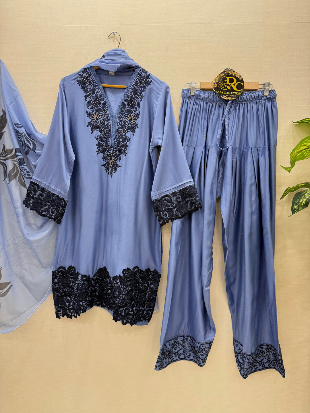 Embroidered Farshi suits