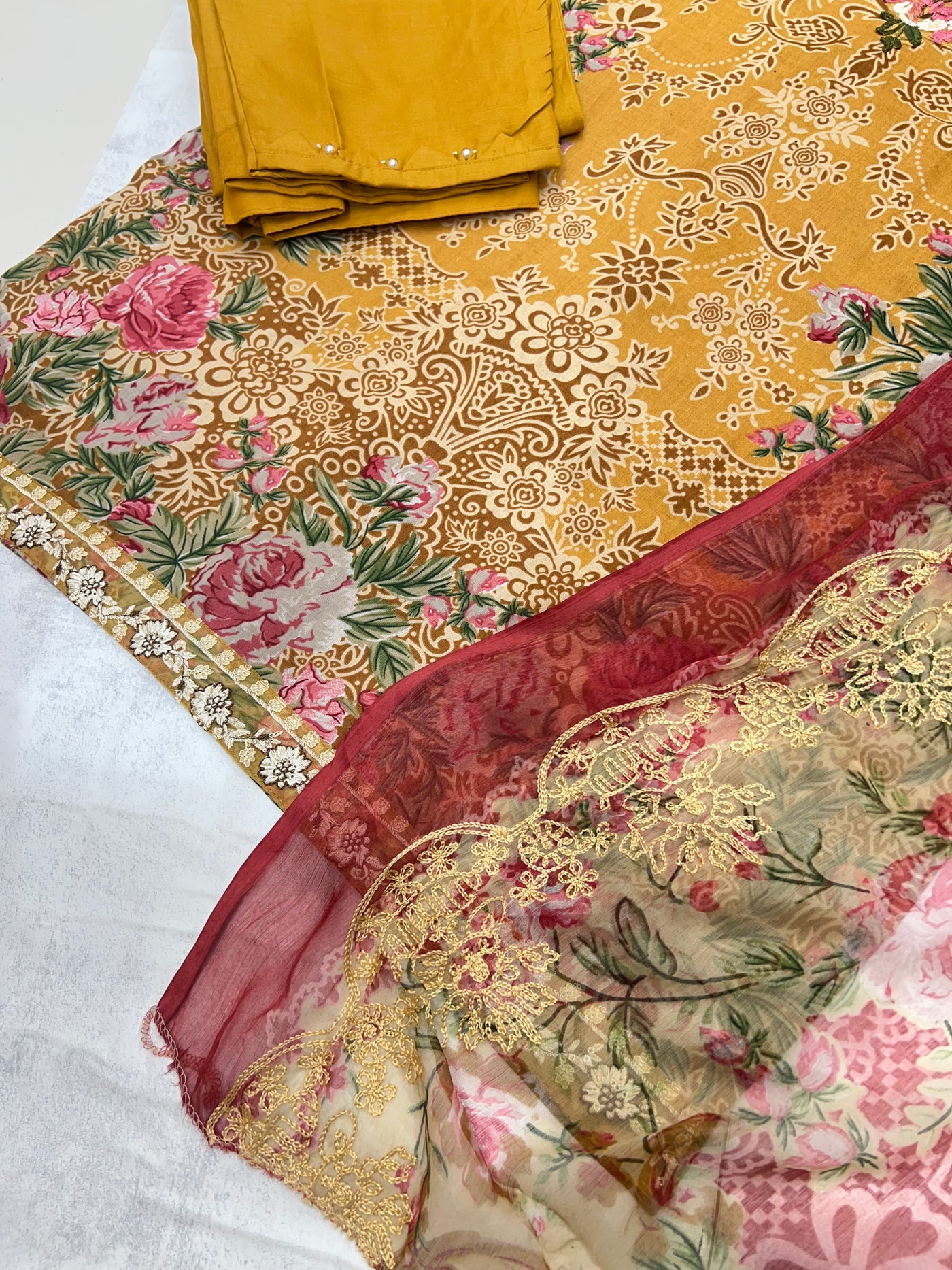 Pakistani embroided suits 2610