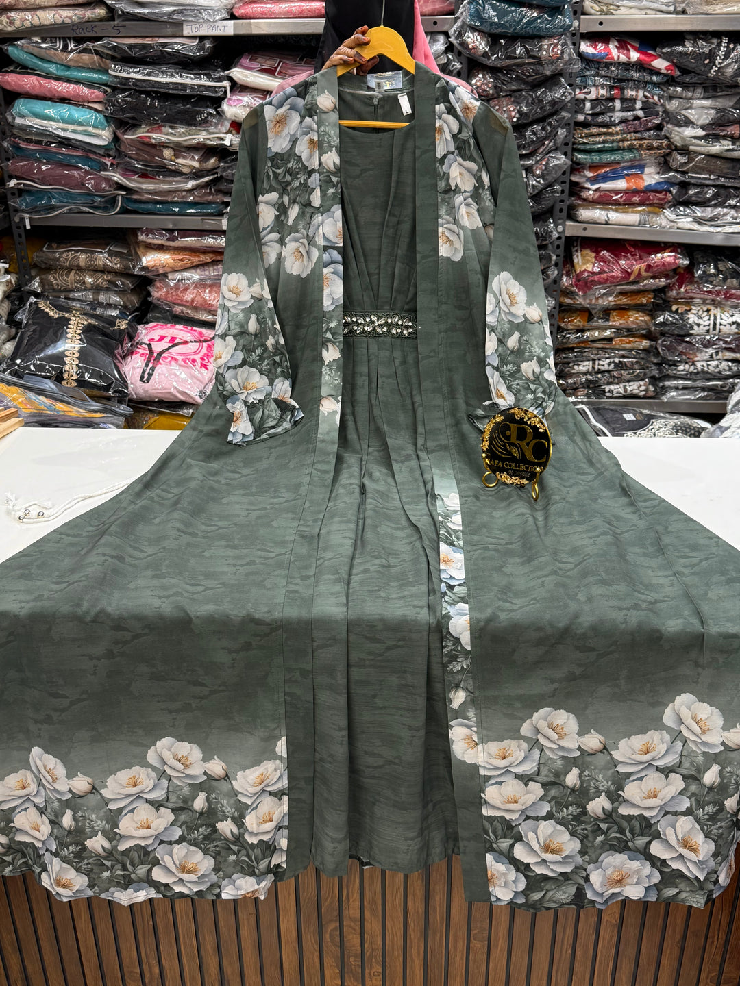 Shrug Gowns 2850