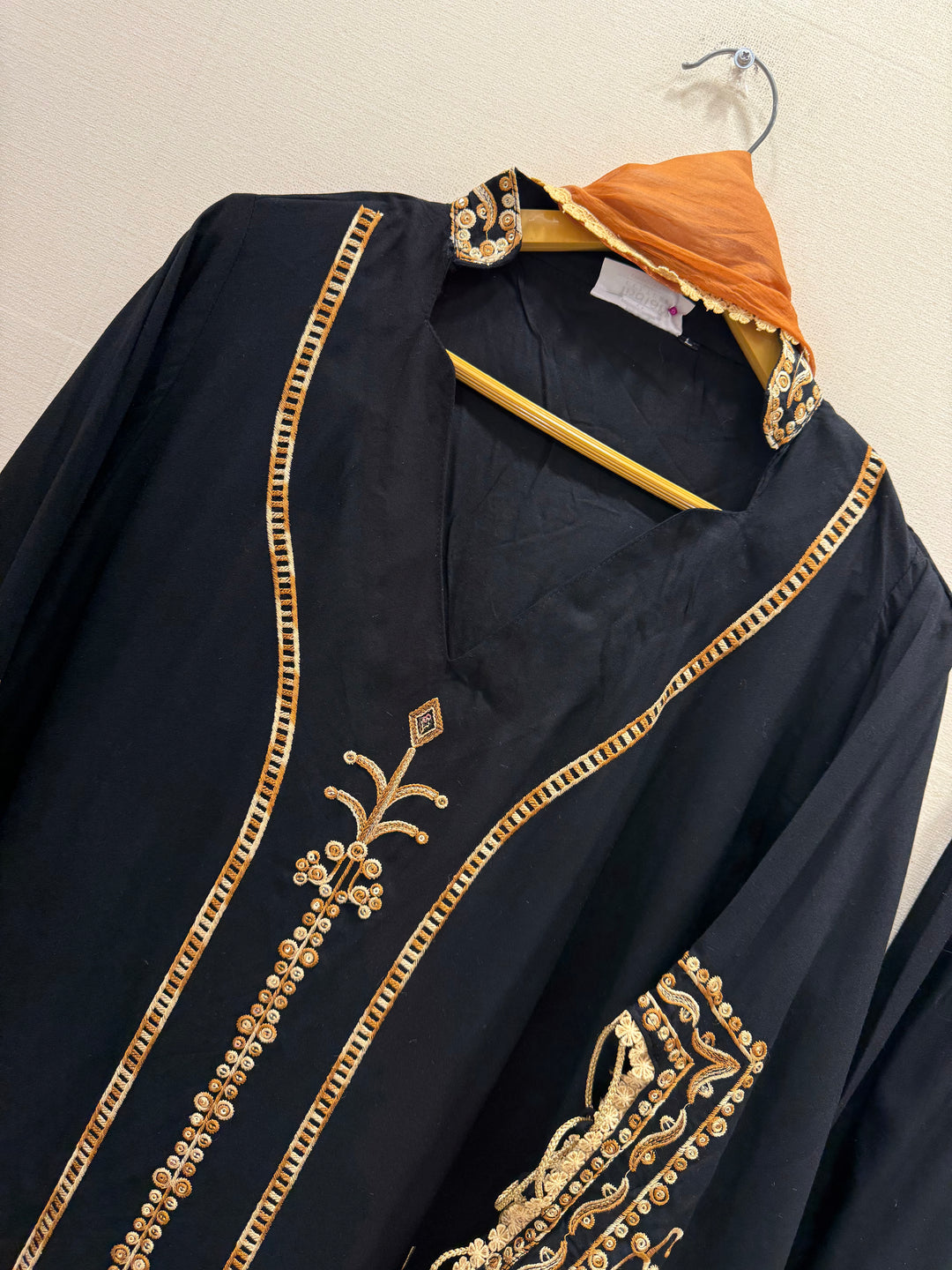 Embroided Pakistani suits
