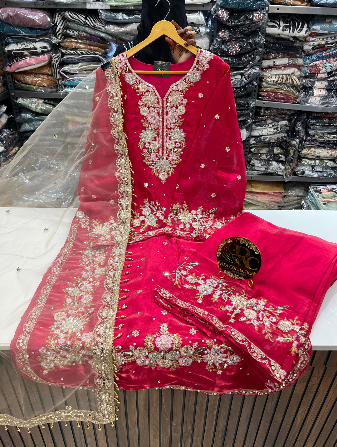 Viral Pakistani Suits 2782