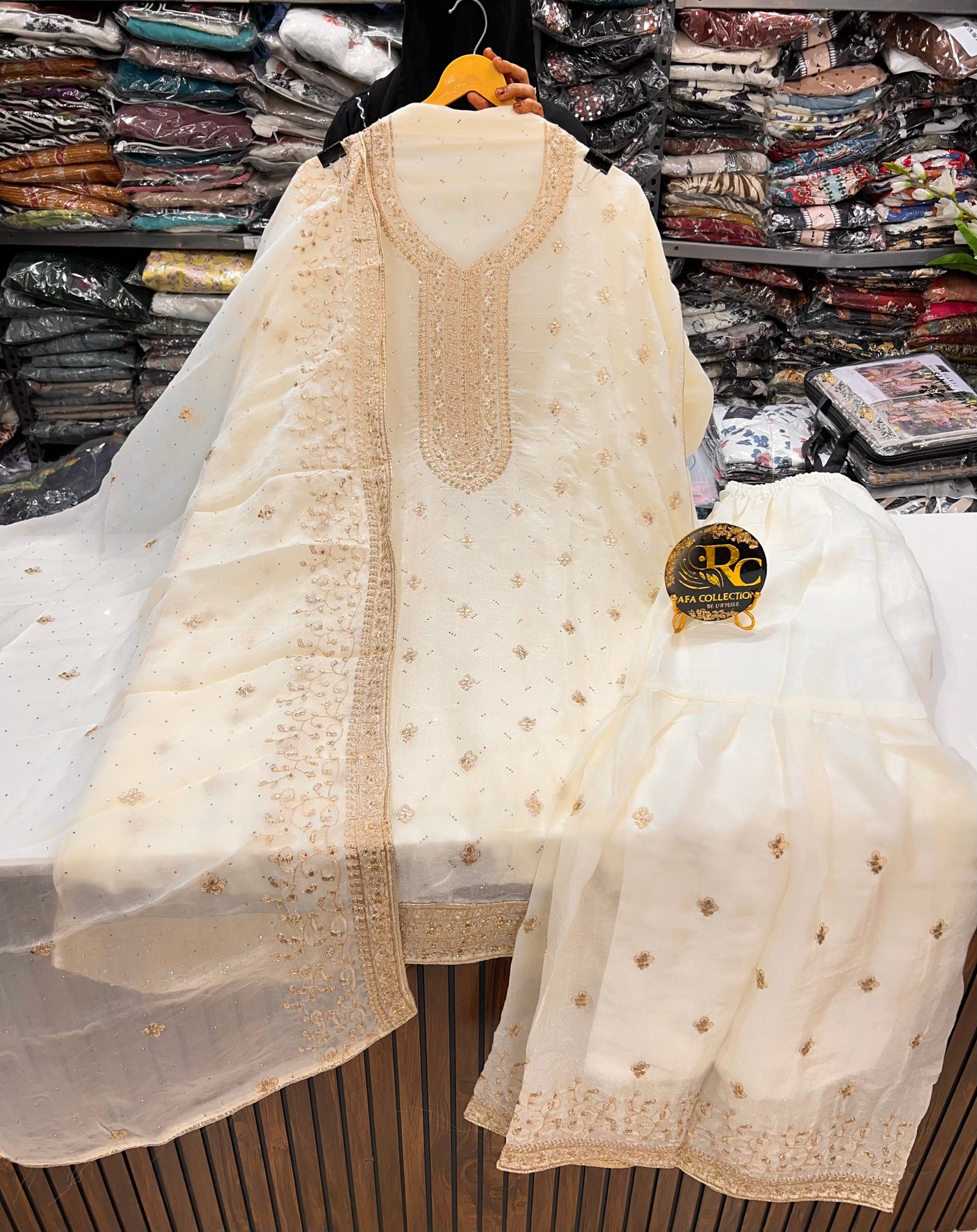 Semi stitched Garara suits 2904