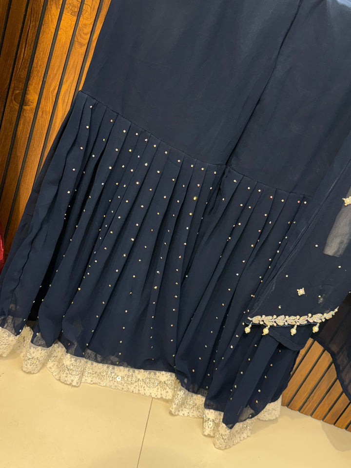 Exclusive wedding dress 28106