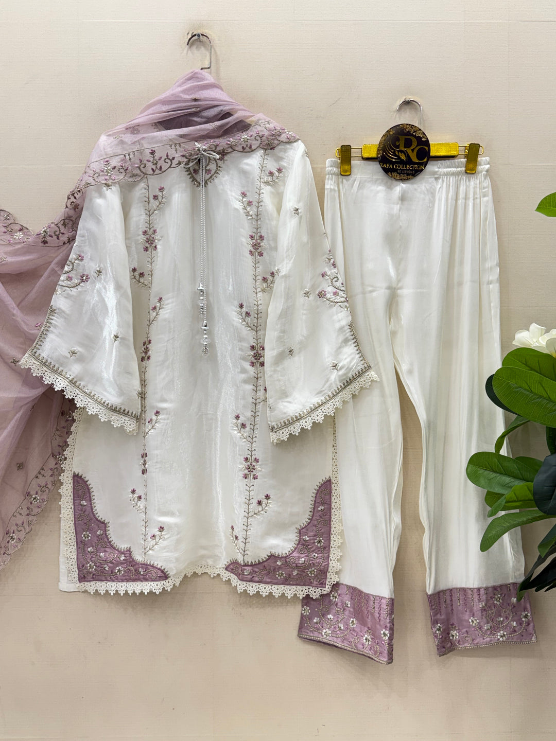 Pakistani Formals Sets