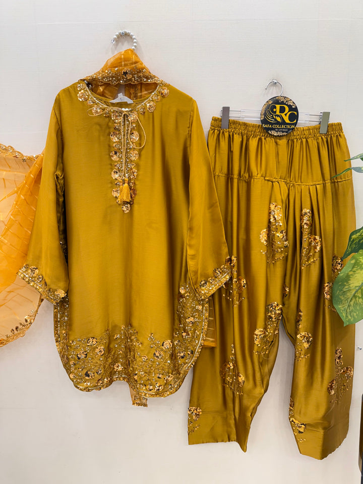 Pakistani Farshi Salwar