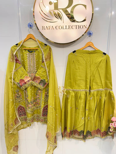 Mughal style gararas 1746