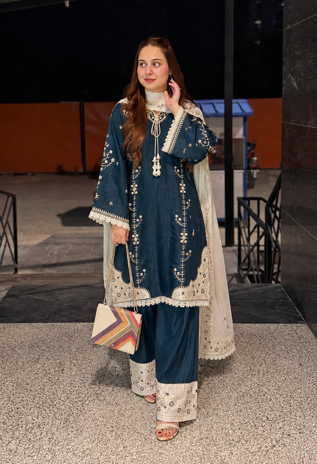 Pakistani Formals Sets