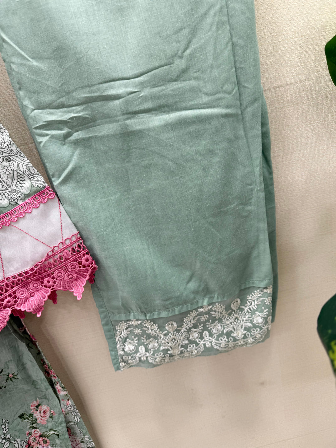 Pakistani patch work suit 5006