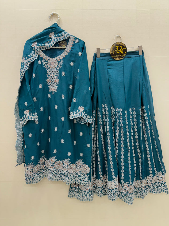 Party wear flaired plazzo suits 3140