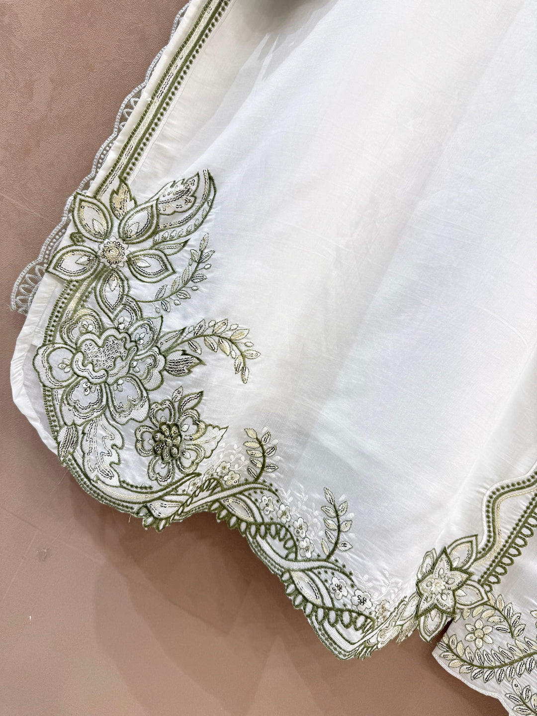 Pakistani Formal suits 2948