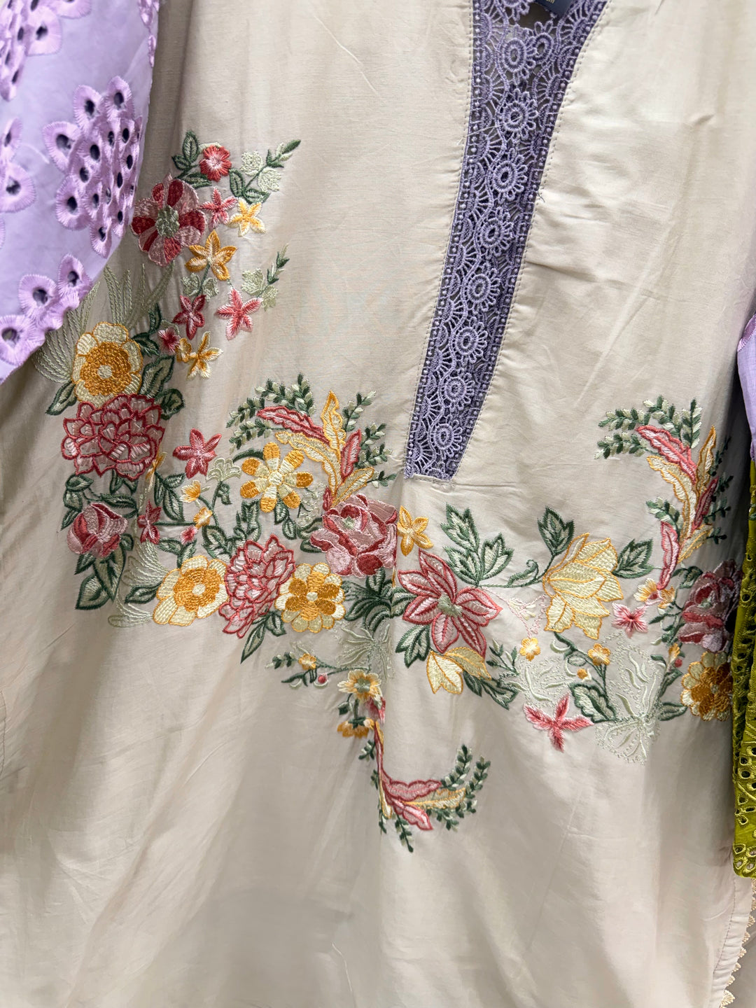 Pakistani Chikankari Suits