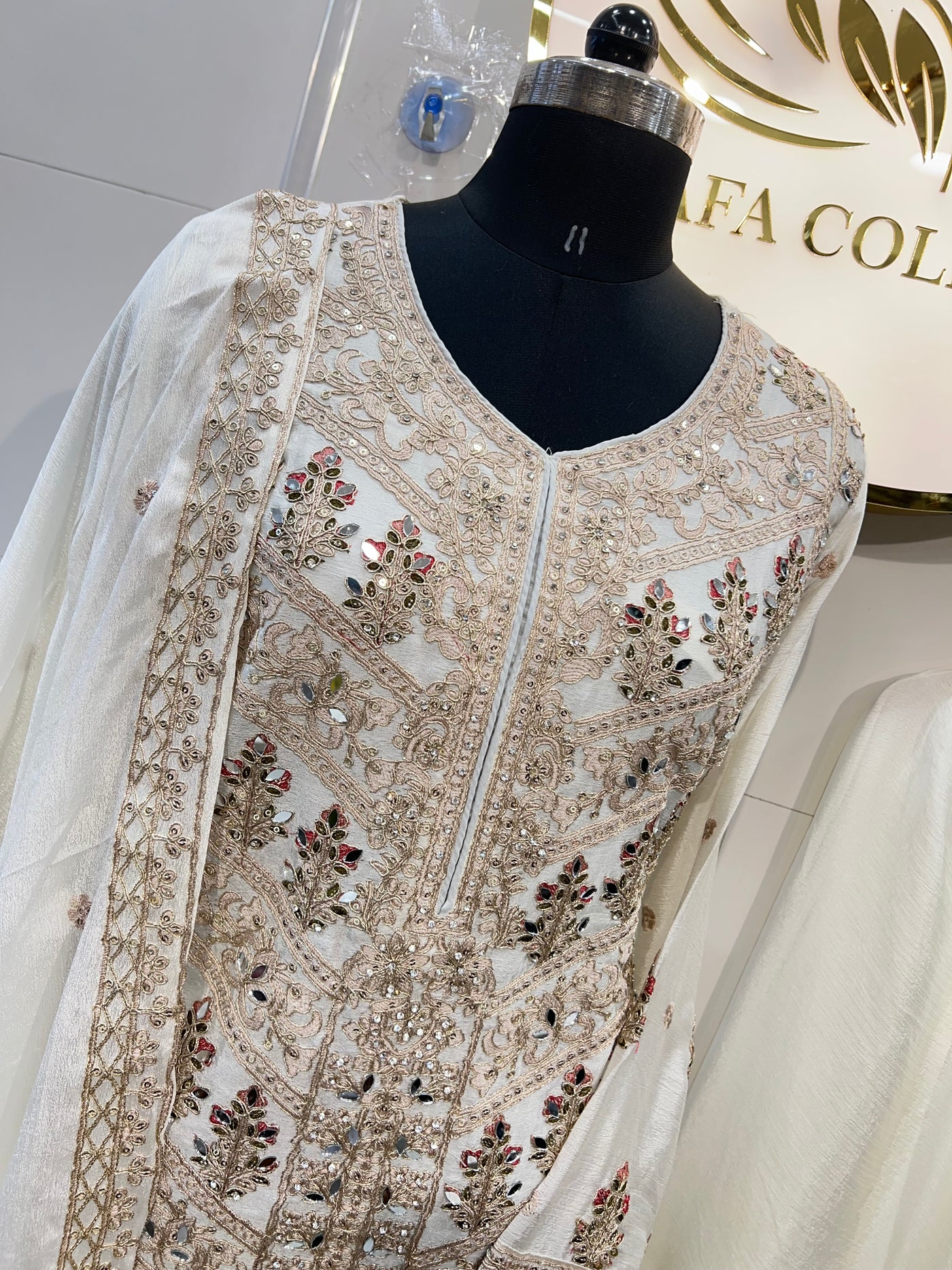 Ammara special Suits 24526