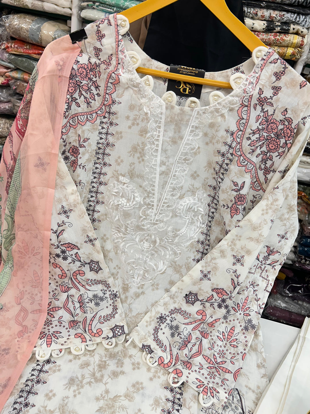 Pakistani formals suits 2838