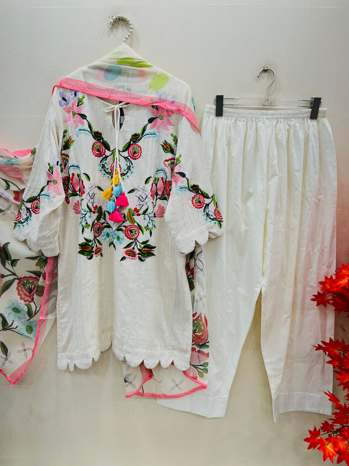 Pakistani co-ord sets
