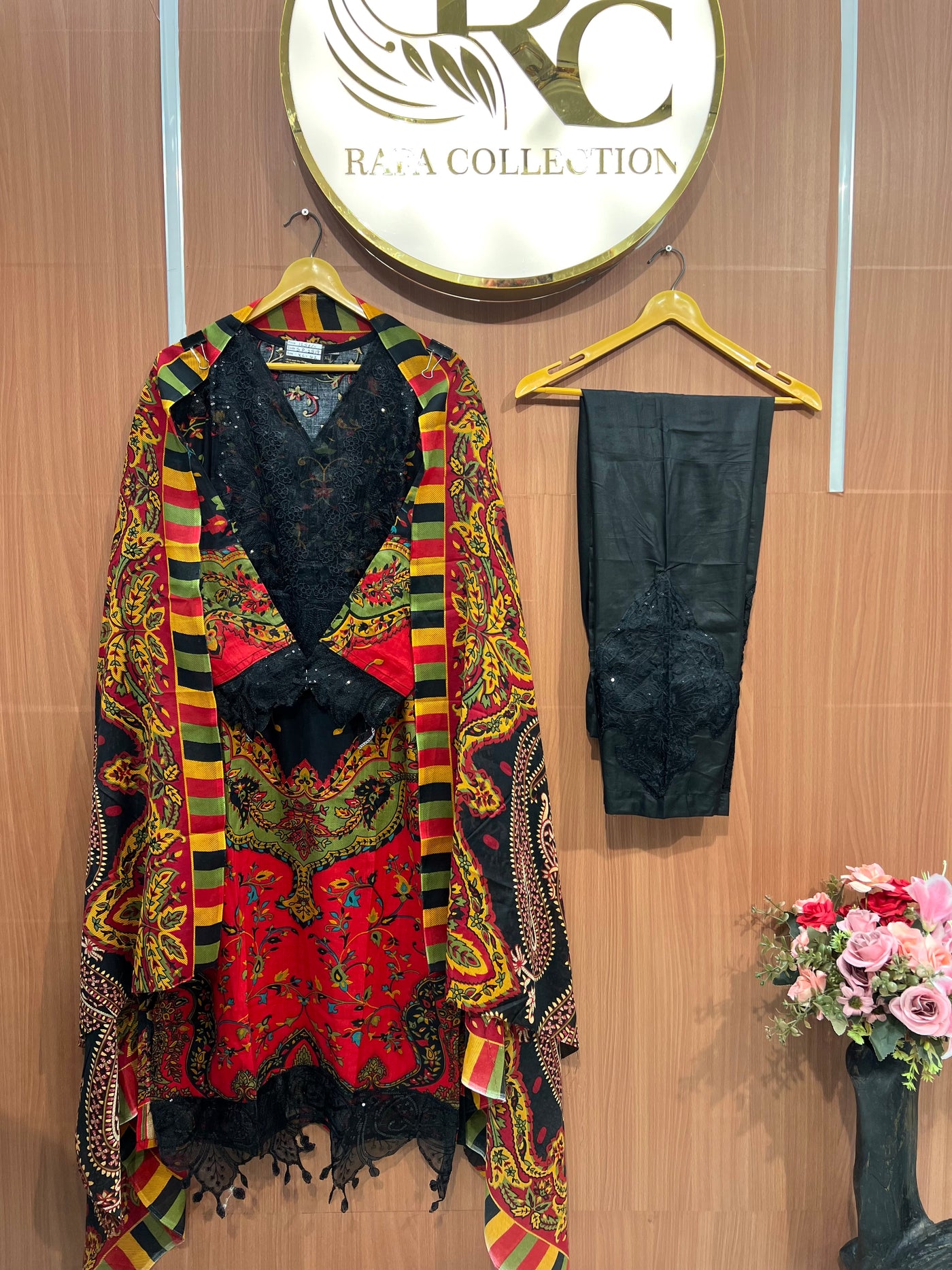 Pakistani patch work suit 2519