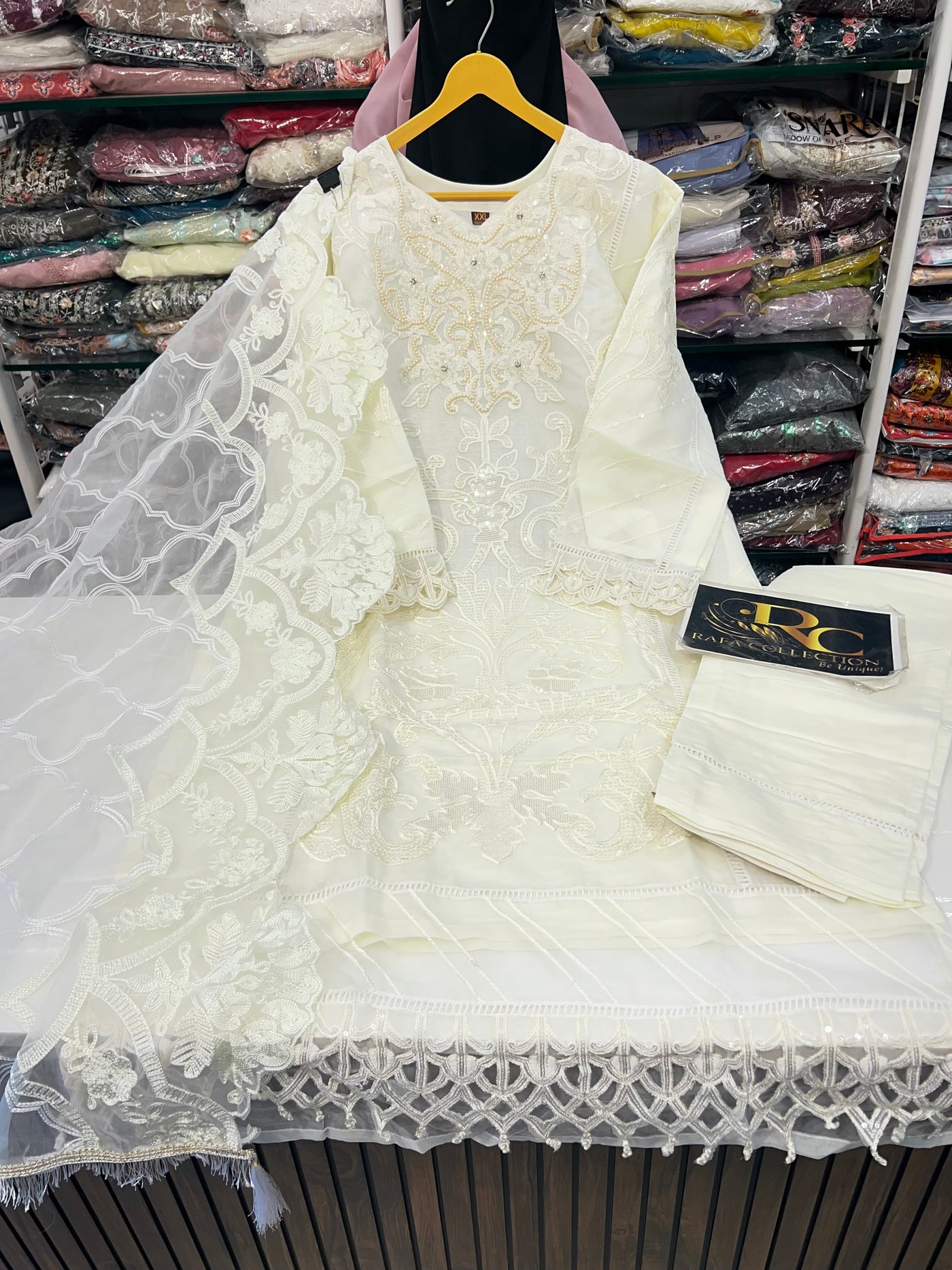 Pakistani Organza Suit 115416