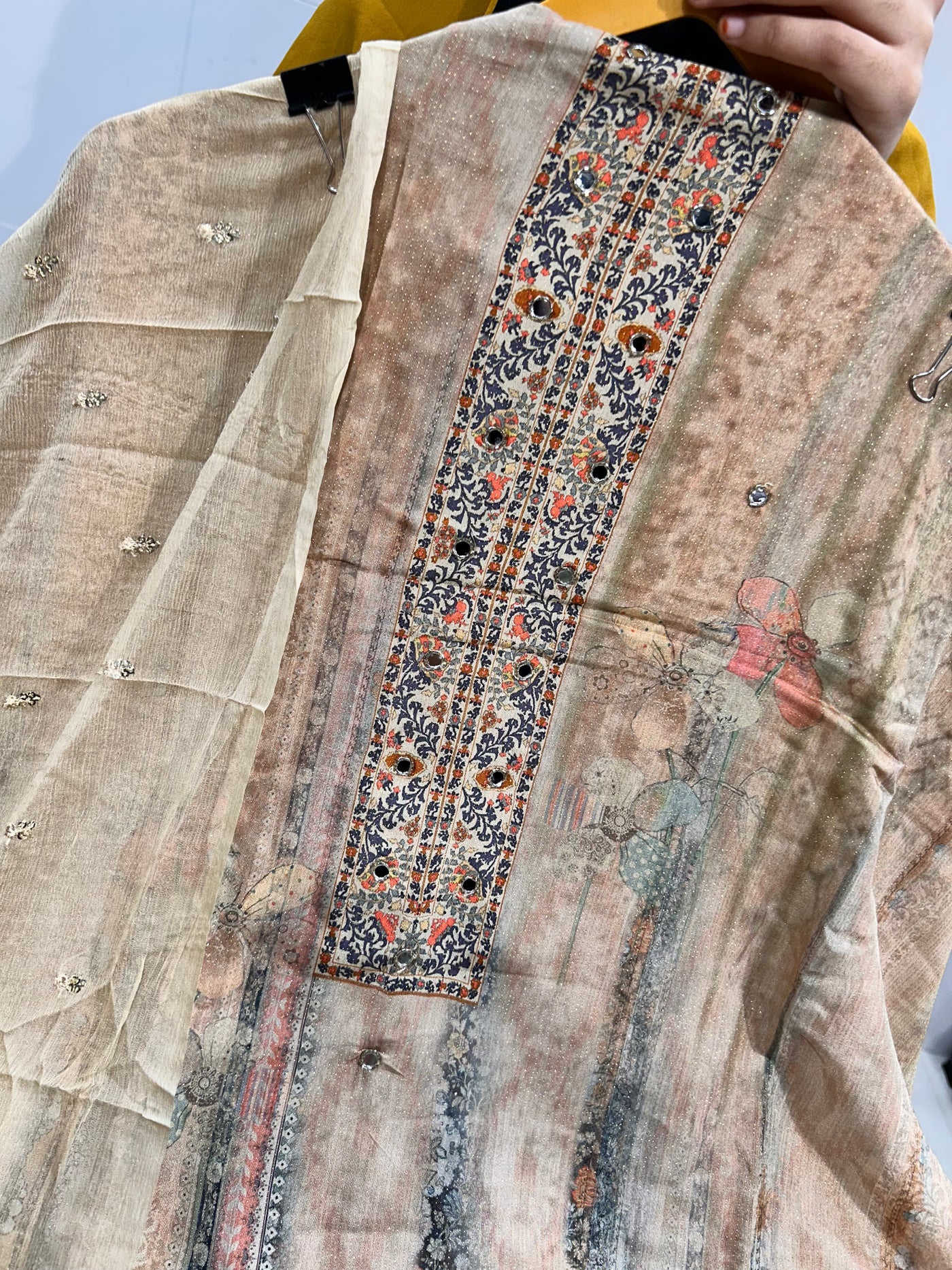 Muslin Suit 1654
