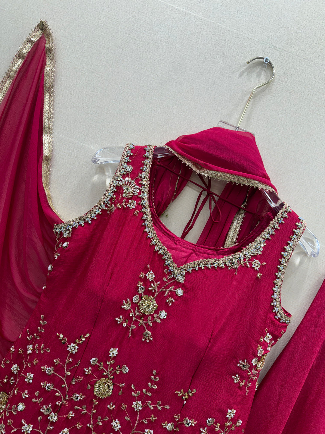 Handwork suits 19311